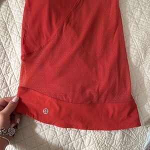 LULULEMON TOP